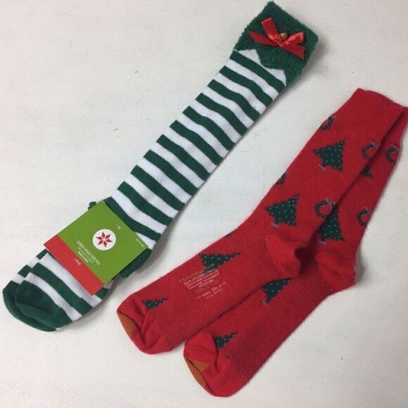 🌹GOLD TOE Christmas Socks Womens NWT LOT Of 2 - Picture 1 of 4